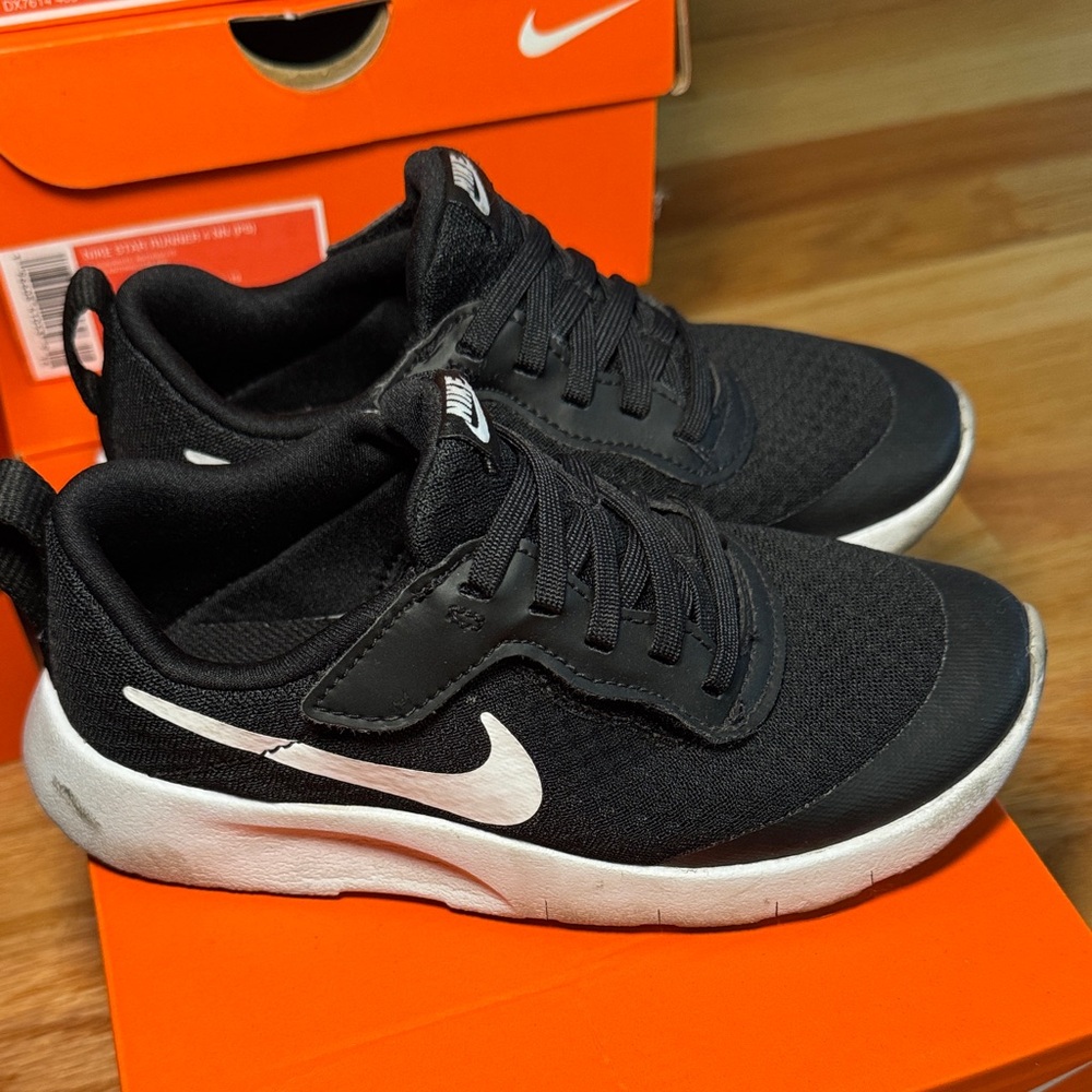 Nike Kids Tanjun EasyOn (Little Kid) 12.5C